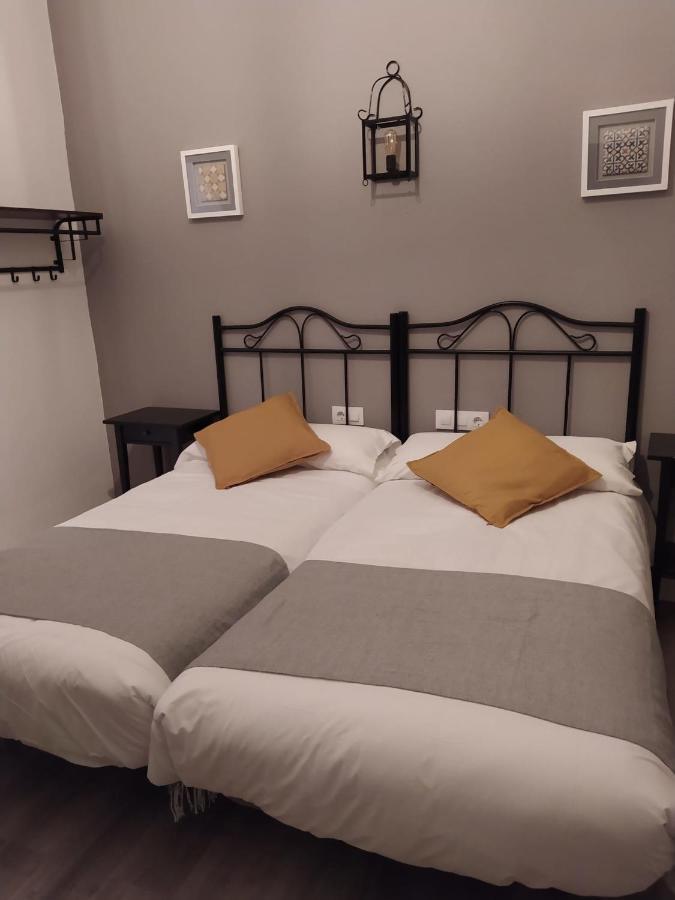 Hostal Andalucia Chipiona Luaran gambar