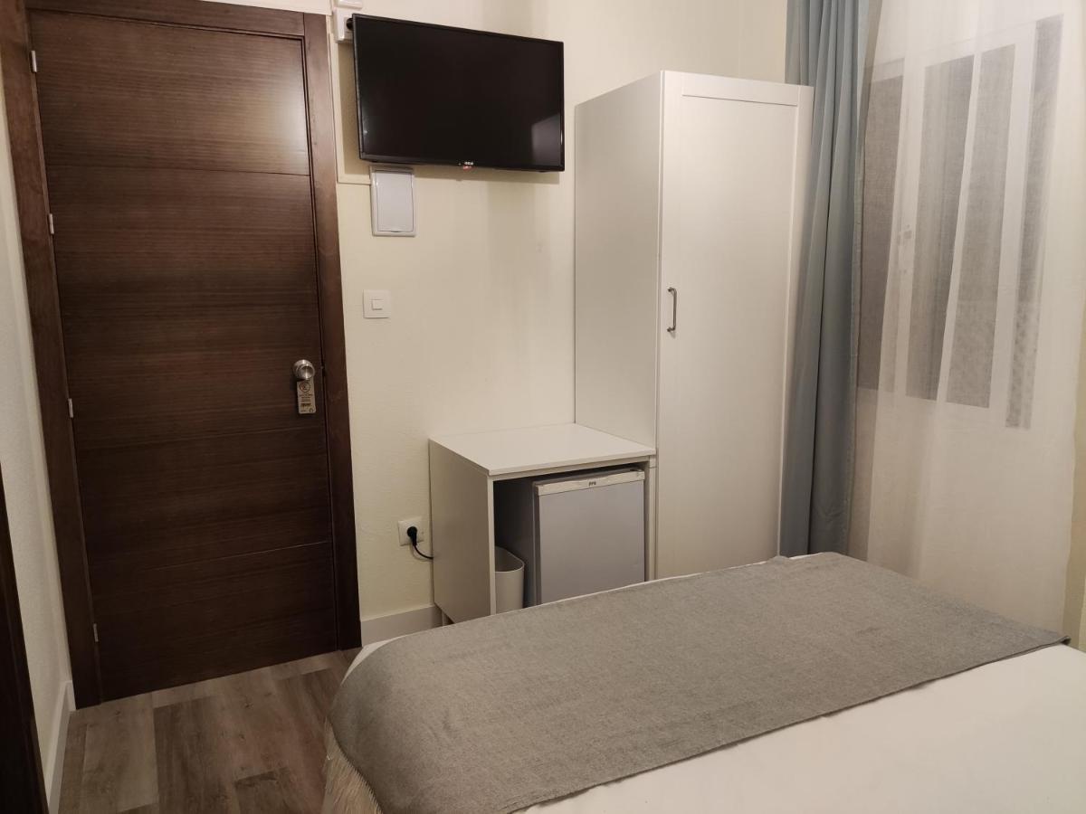 Hostal Andalucia Chipiona Luaran gambar