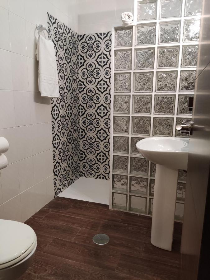 Hostal Andalucia Chipiona Luaran gambar
