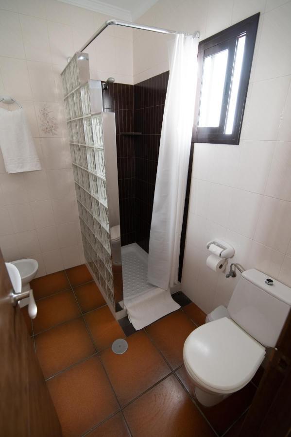 Hostal Andalucia Chipiona Luaran gambar