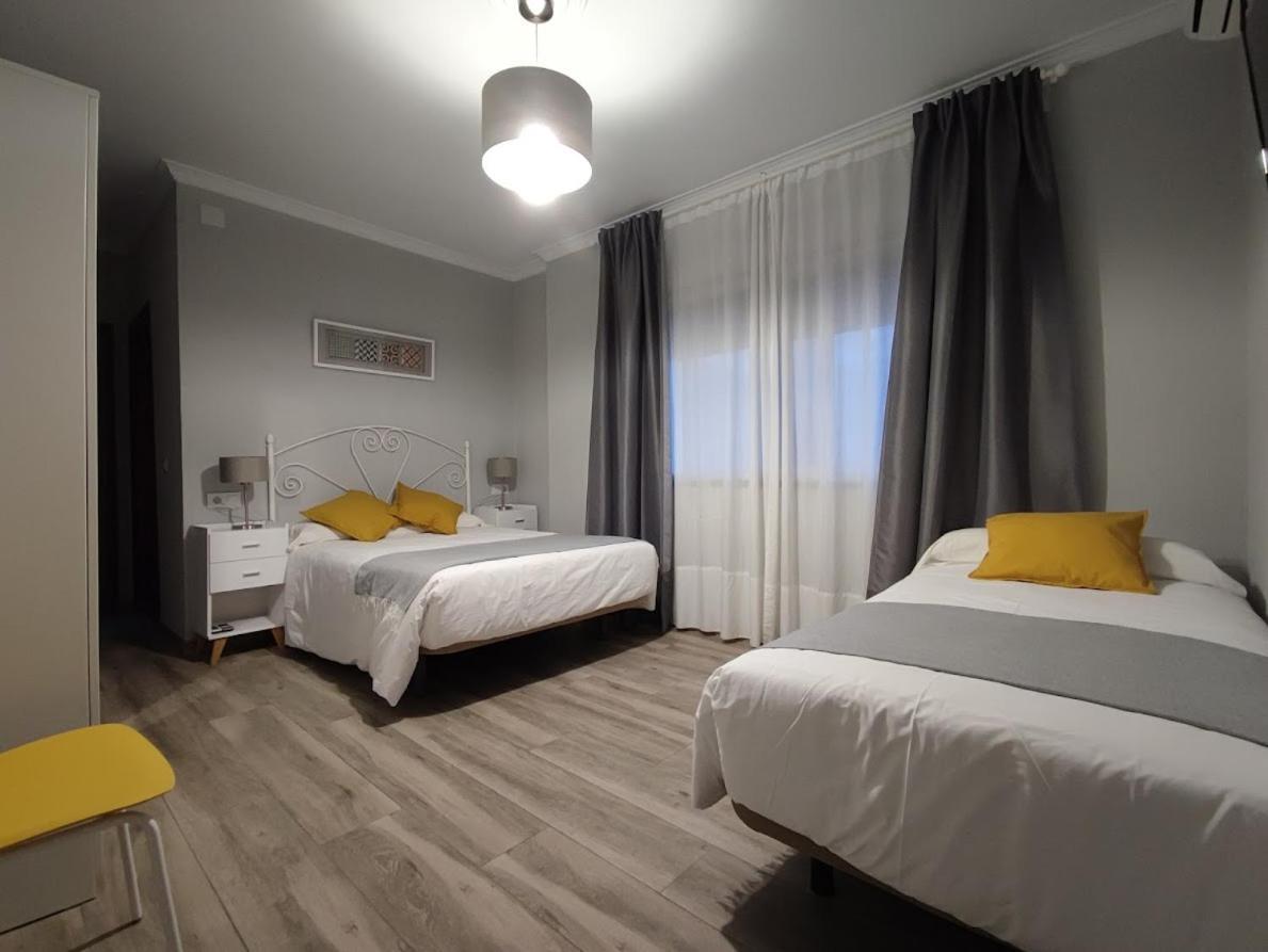 Hostal Andalucia Chipiona Luaran gambar