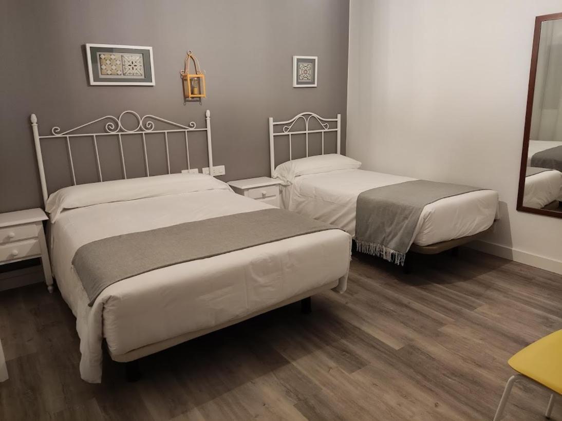 Hostal Andalucia Chipiona Luaran gambar